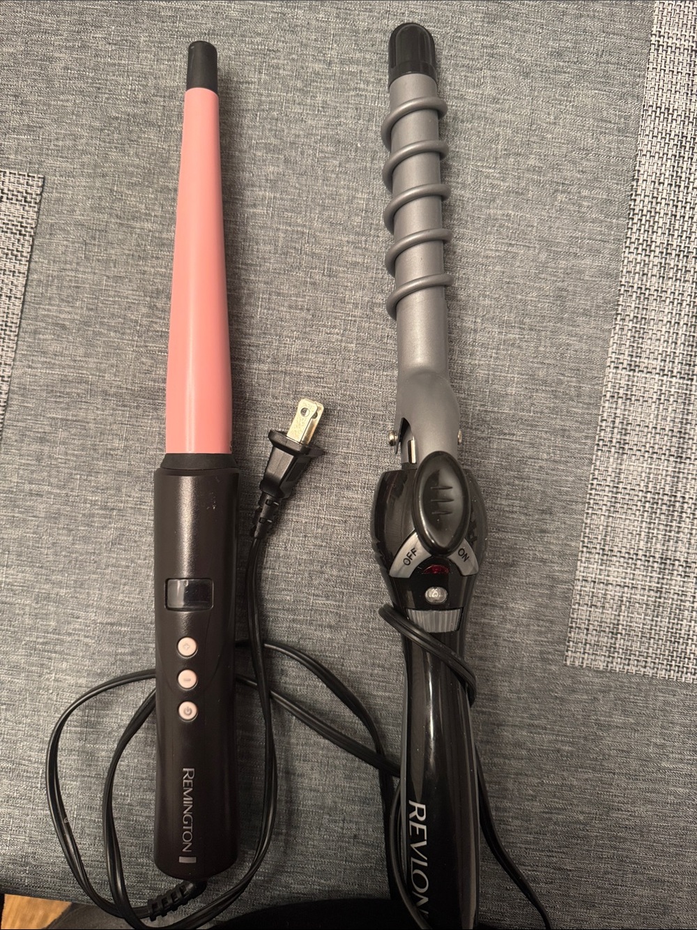 Remington Pink and Black Tapered Curling Wand